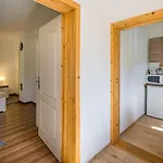Neve Nincs Nyaralo - Oenallo Haziko- Privat Szfera Apartment