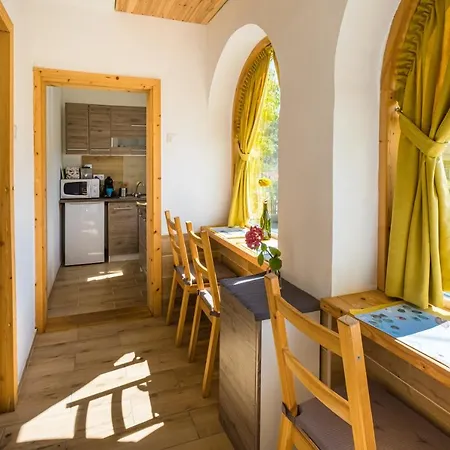 Neve Nincs - önálló Házikó- Privát Szféra Apartamento *