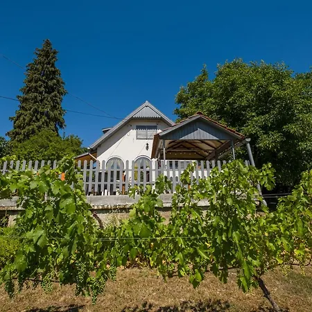 Lejlighed Neve Nincs Nyaralo - Oenallo Haziko- Privat Szfera