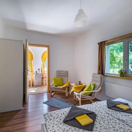 Neve Nincs - önálló Házikó- Privát Szféra Apartamento